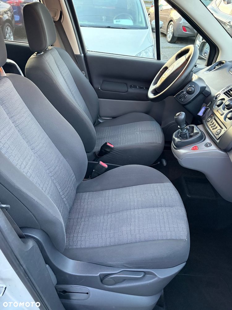 Renault Scenic 1.6 16V 110 LIMITED - 15