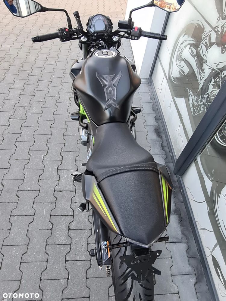 Kawasaki Z 650 - 8