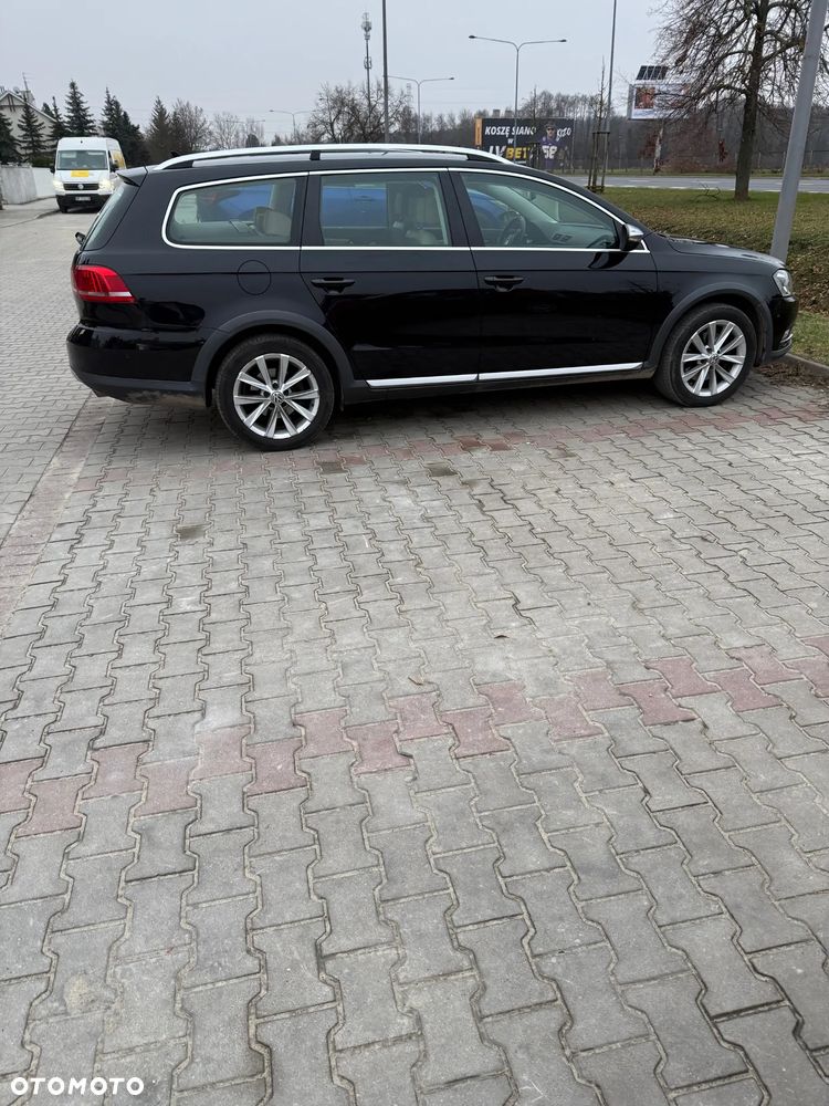Volkswagen Passat Alltrack 2.0 TDI 4Motion DSG BlueMotion Tec - 1