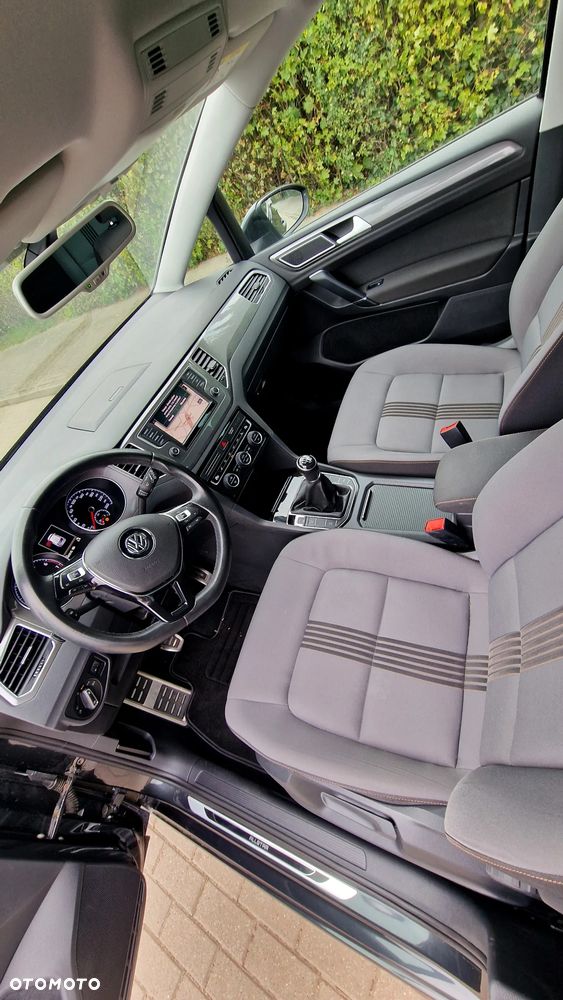 Volkswagen Golf Sportsvan - 21