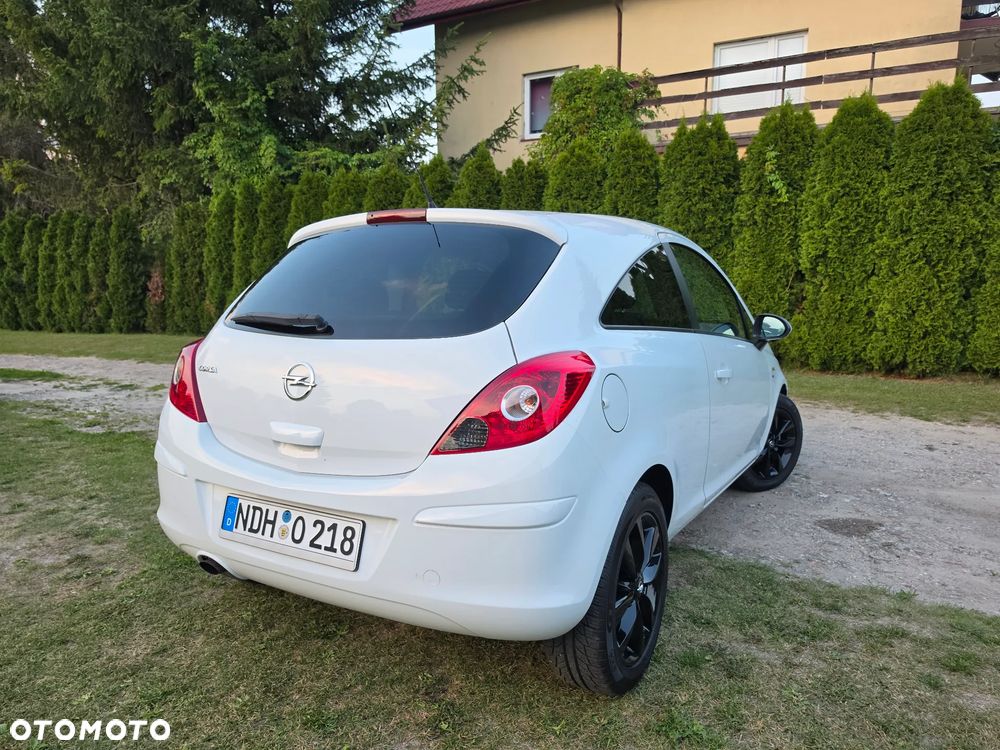 Opel Corsa 1.4 16V Graphite - 9