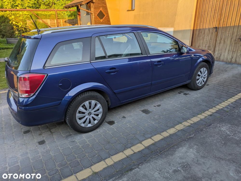 Opel Astra - 2