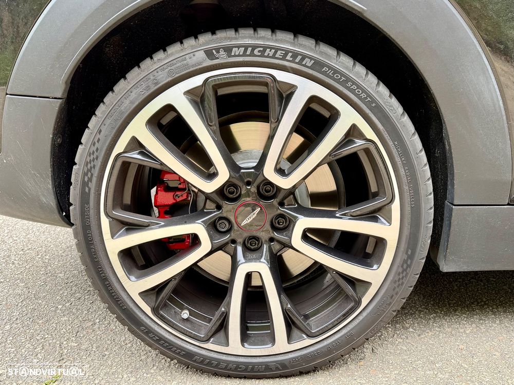 MINI Clubman John Cooper Works ALL4 - 10