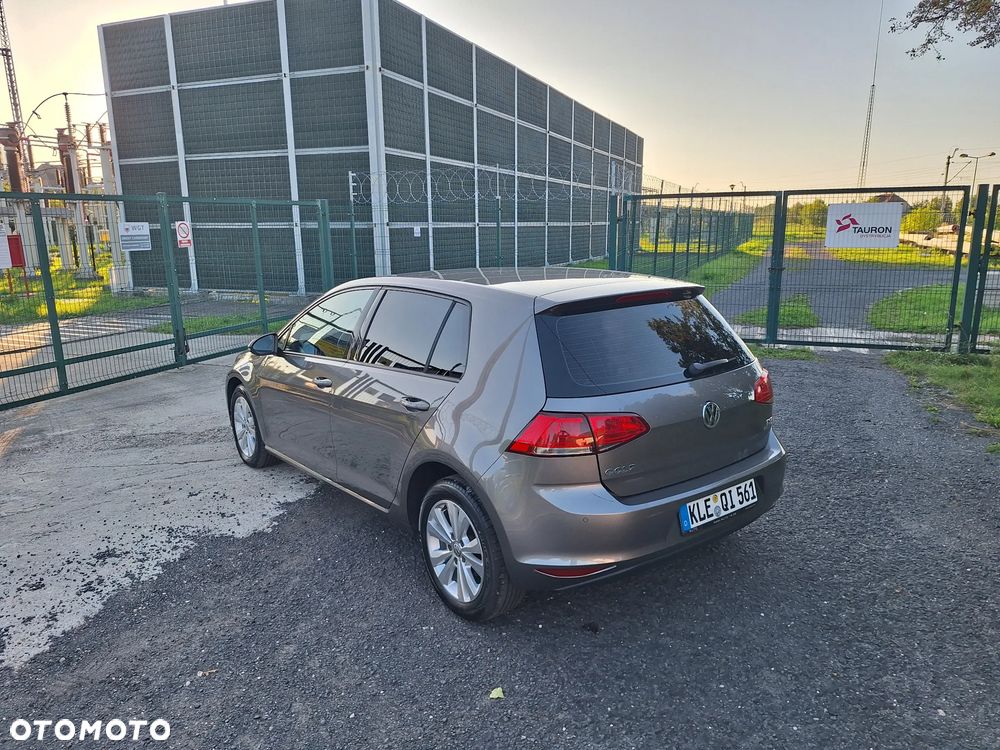 Volkswagen Golf - 3
