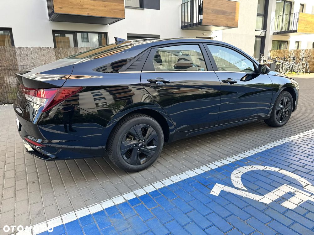 Hyundai Elantra 1.6 Smart CVT - 6