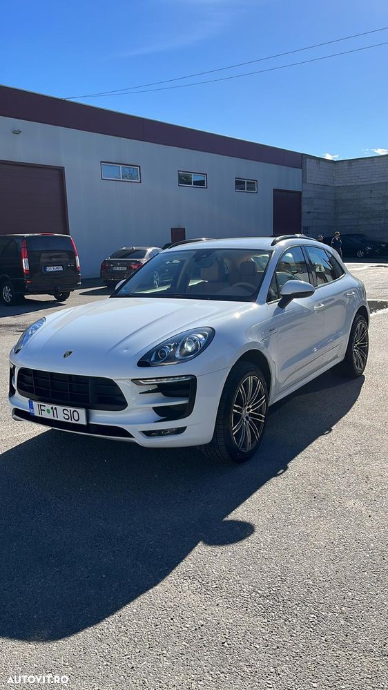 Porsche Macan - 8