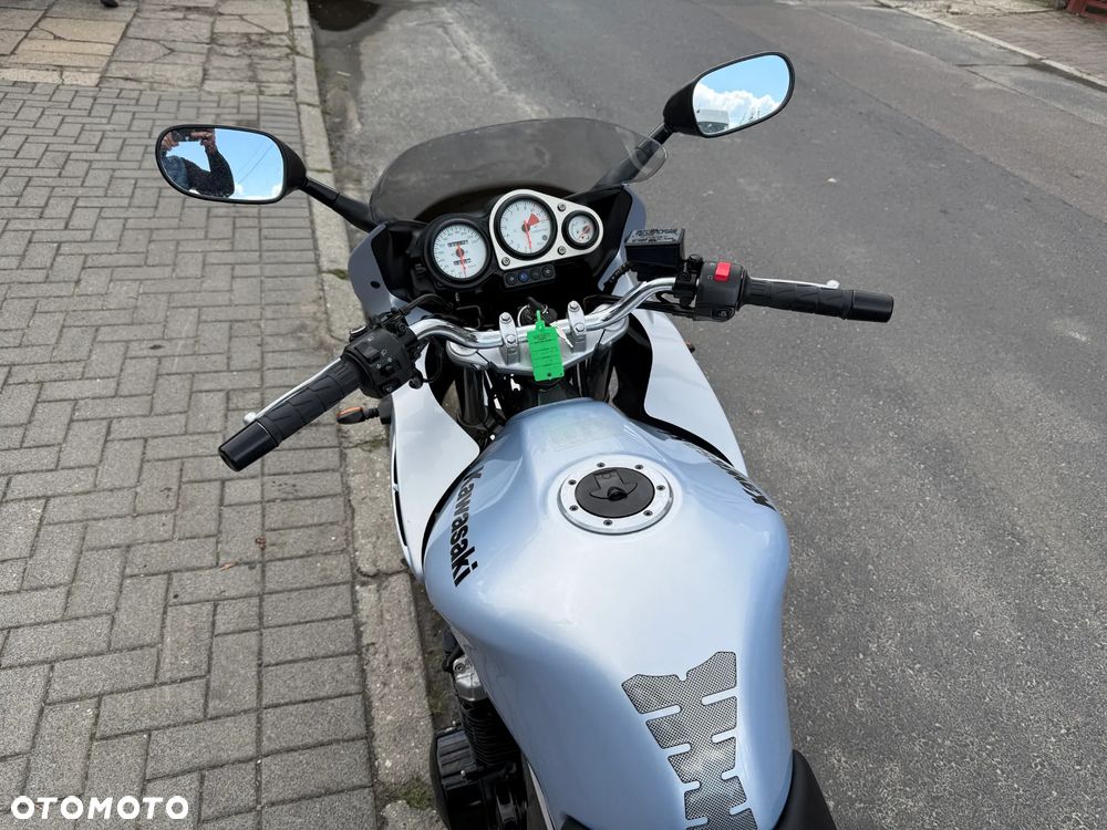 Kawasaki ZR - 9