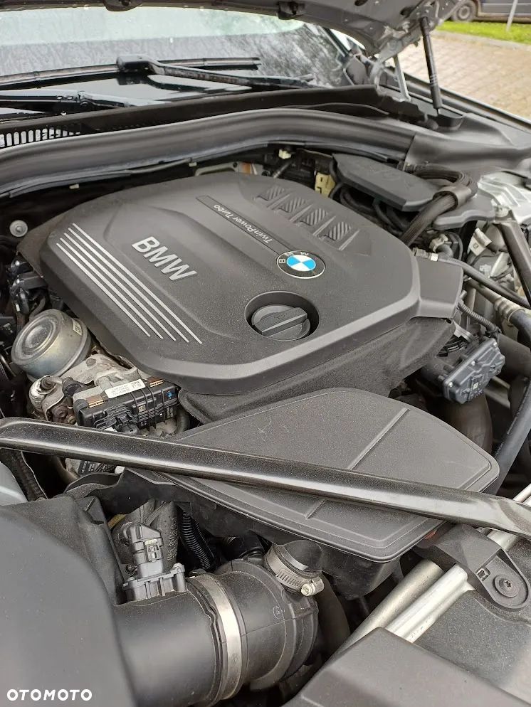 BMW Seria 5 525d - 19