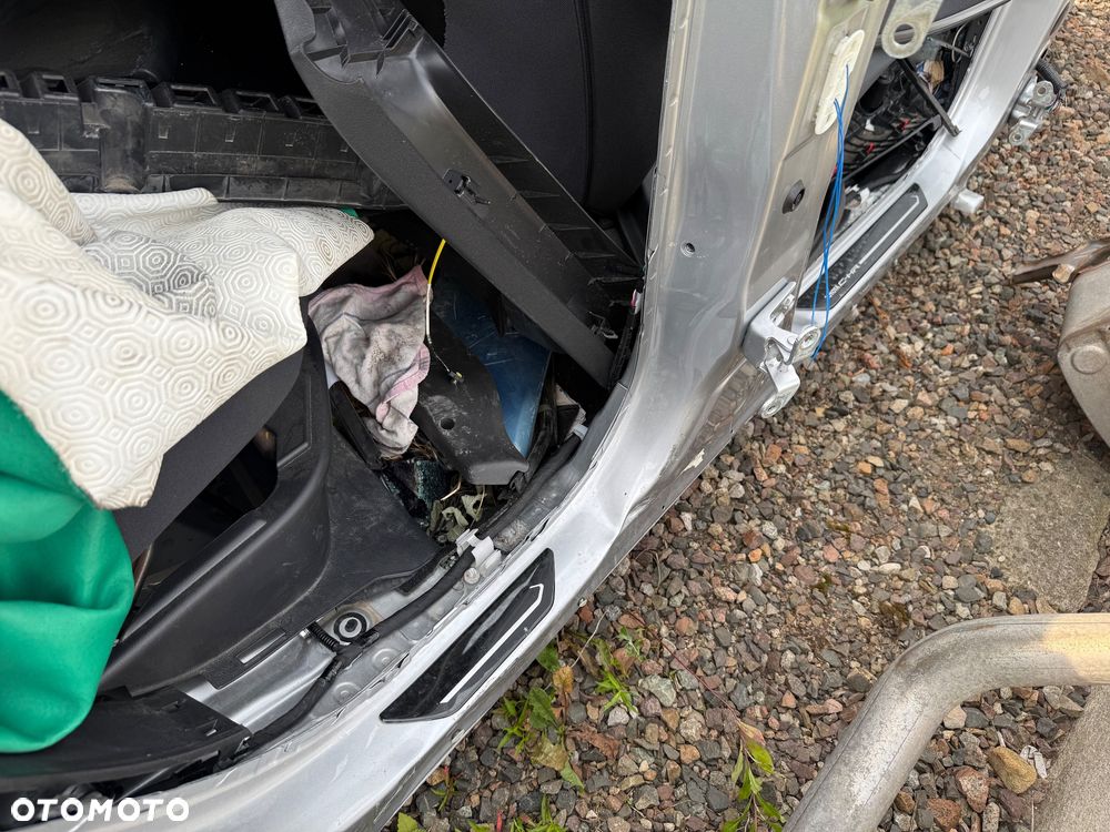 Toyota C-HR 1.8 Hybrid Active - 19