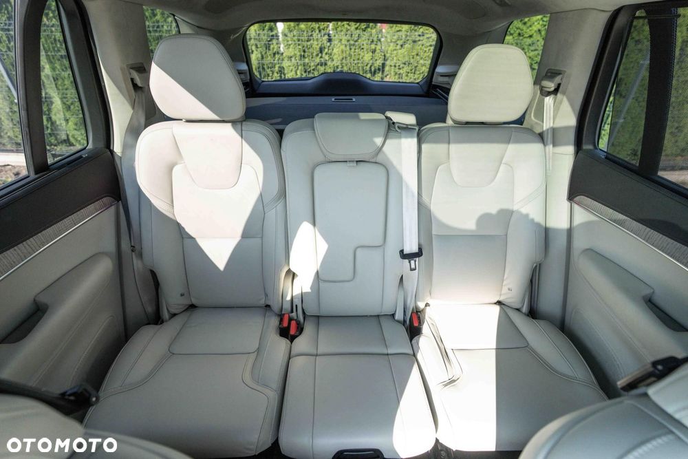 Volvo XC 90 - 20