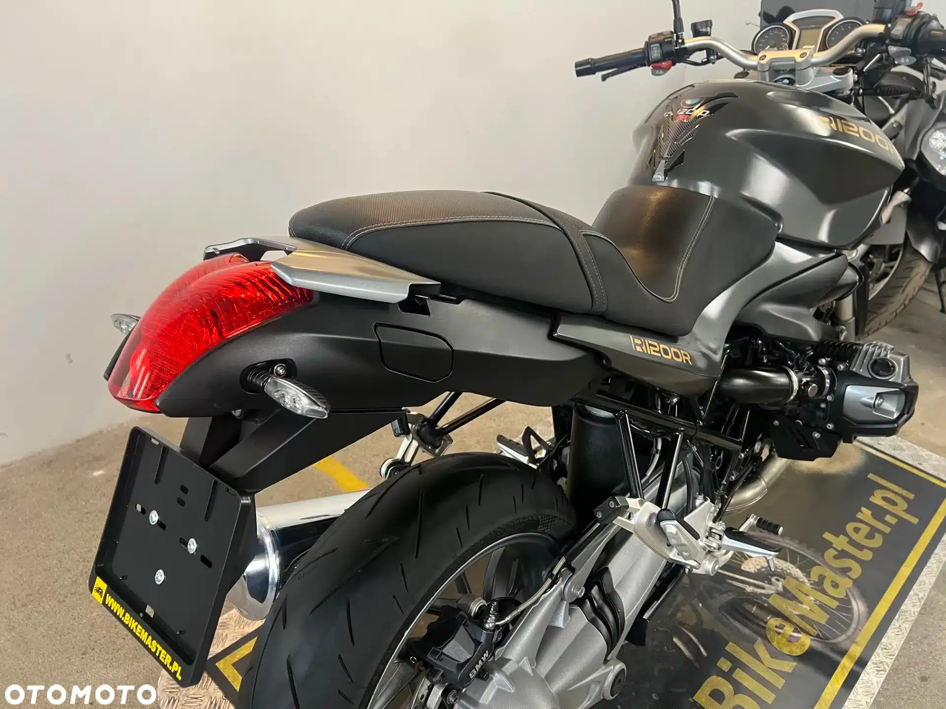 BMW R - 18
