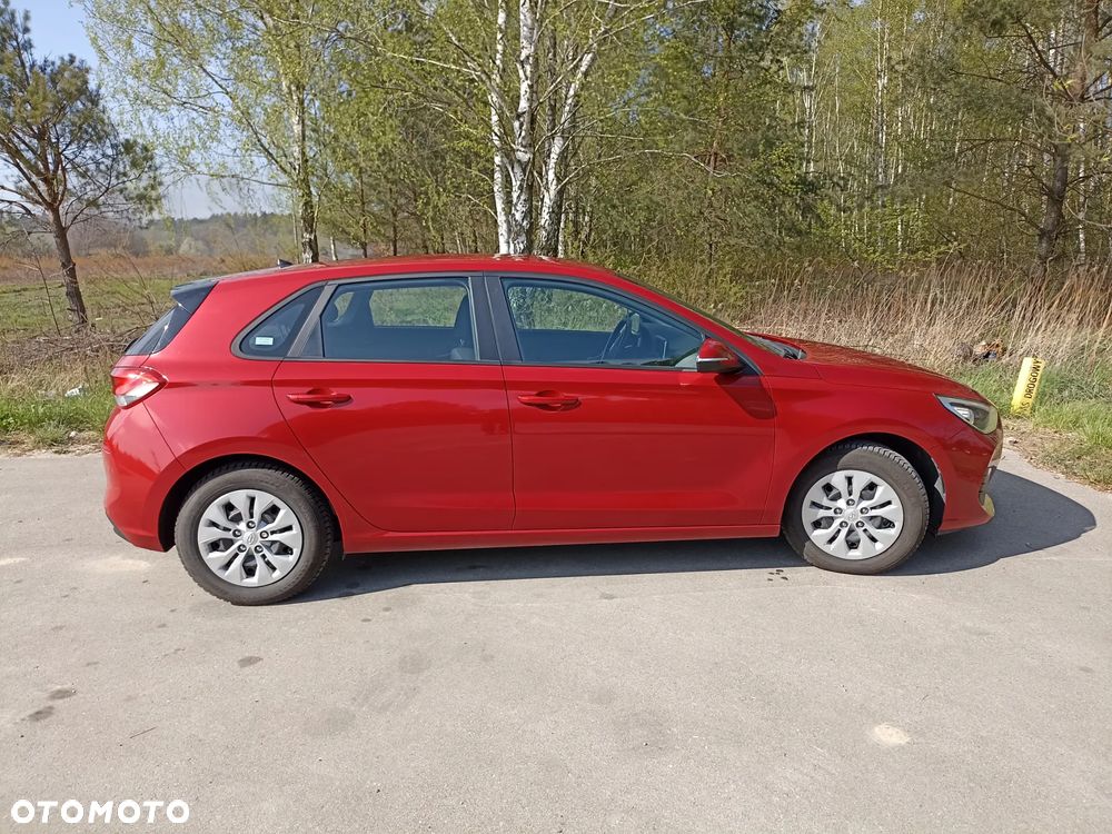Hyundai i30 1.4 Classic + - 6