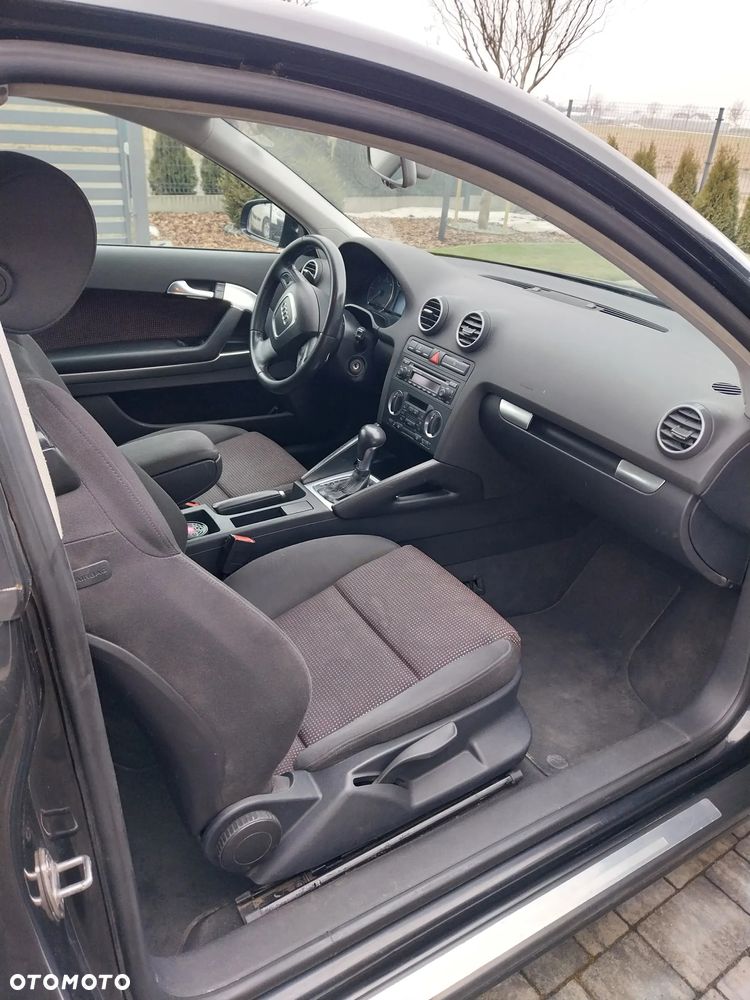 Audi A3 3-drzwiowe 2.0 TDI Attraction S tronic - 8