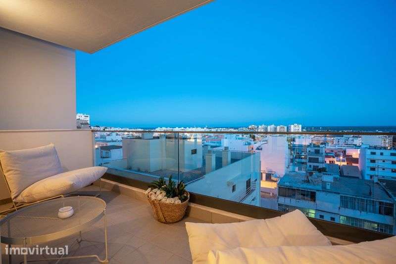 Venda Apartamento T3 na Avenida 5 de Outubro com vista Mar - Grande imagem: 2/12
