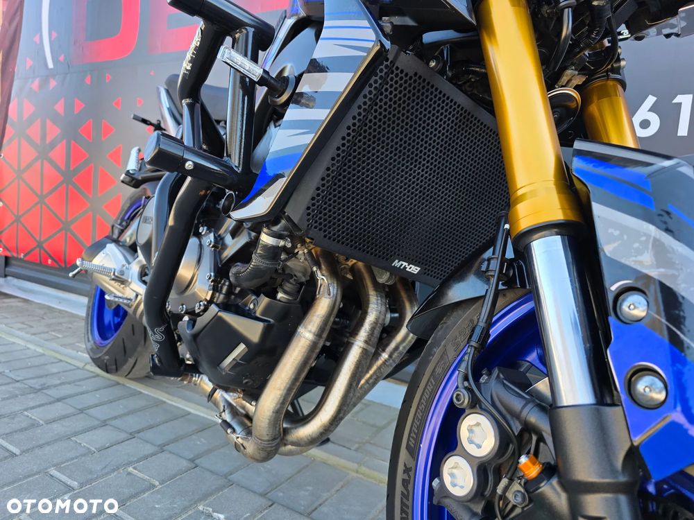 Yamaha MT - 24