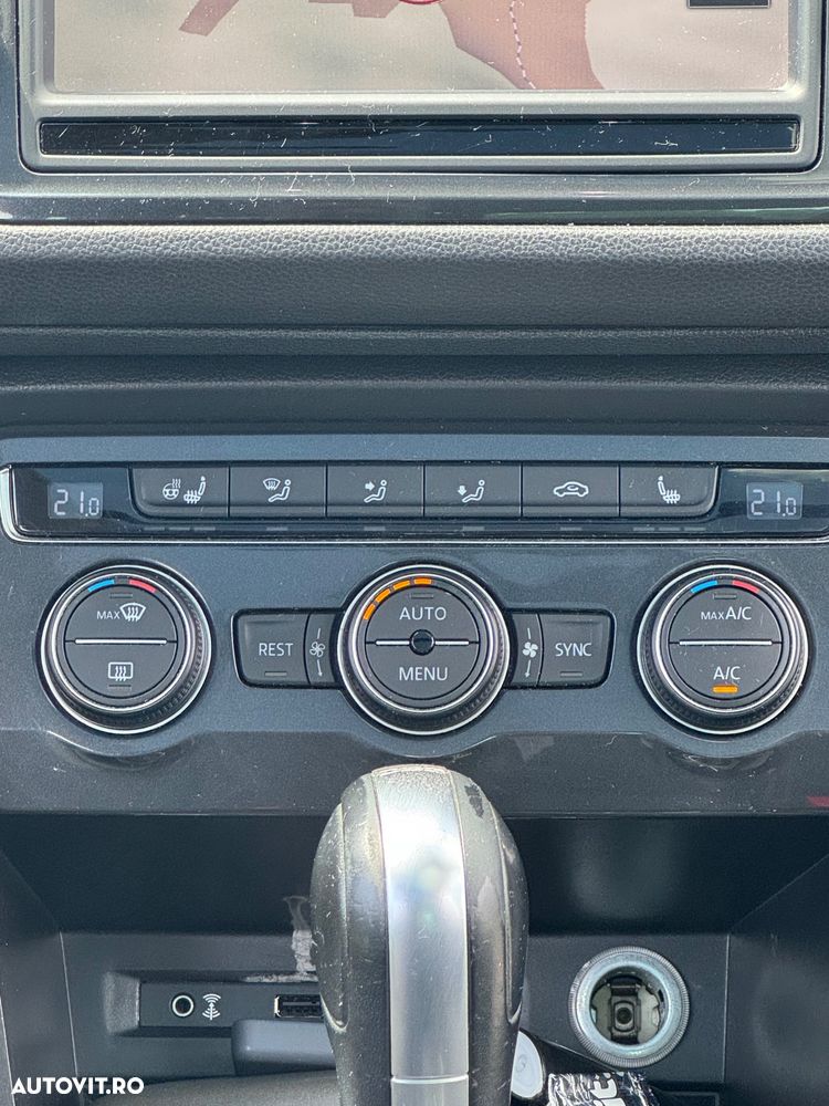 Volkswagen Tiguan - 9