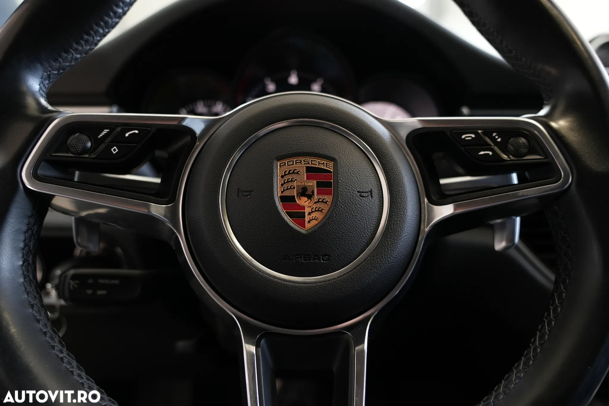 Porsche Macan - 8