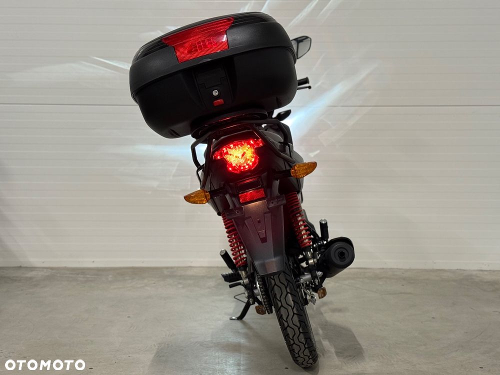 Honda CB - 4