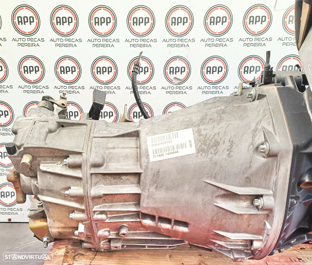 Caixa de velocidades Mercedes Sprinter 313 CDI de 2005, referência 711620, cerca de 225 000 KMS . - 1