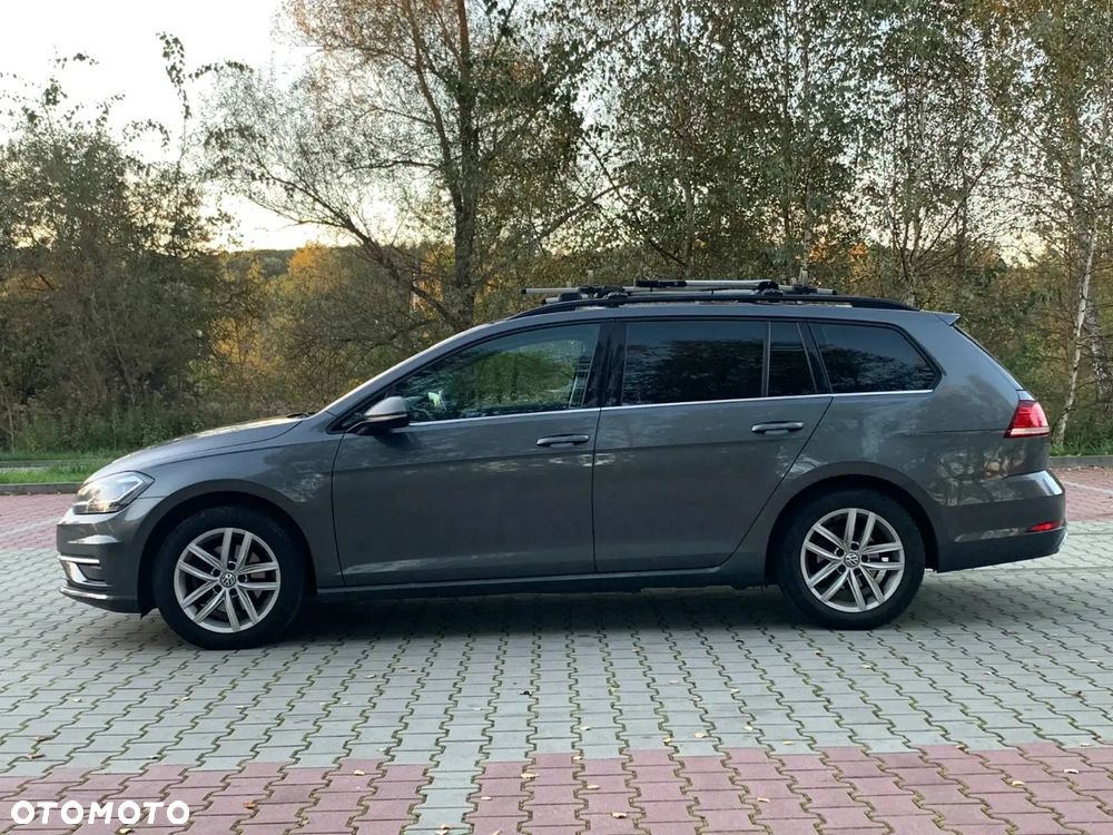 Volkswagen Golf - 8