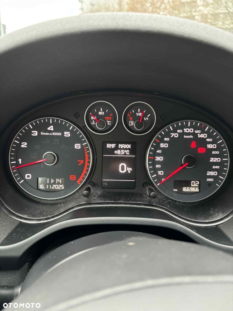 Audi A3 Sportback 1.4 TFSI Ambiente - 14
