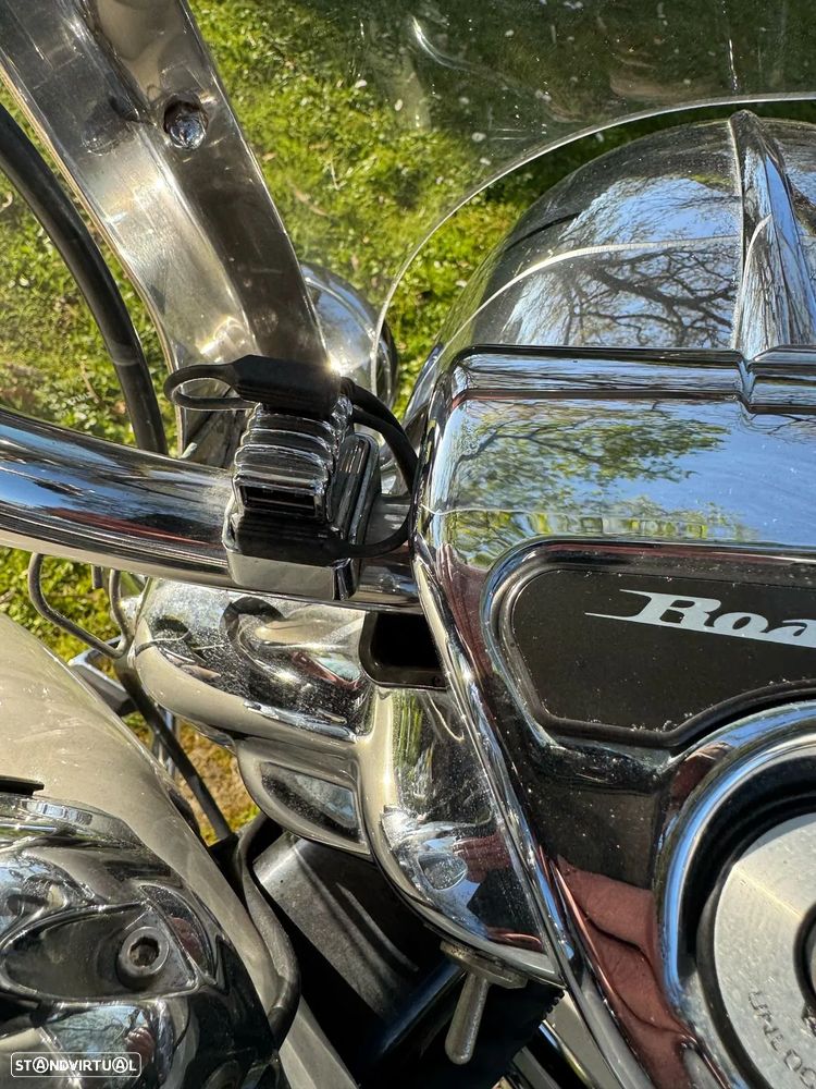 Harley-Davidson FLHR - 2