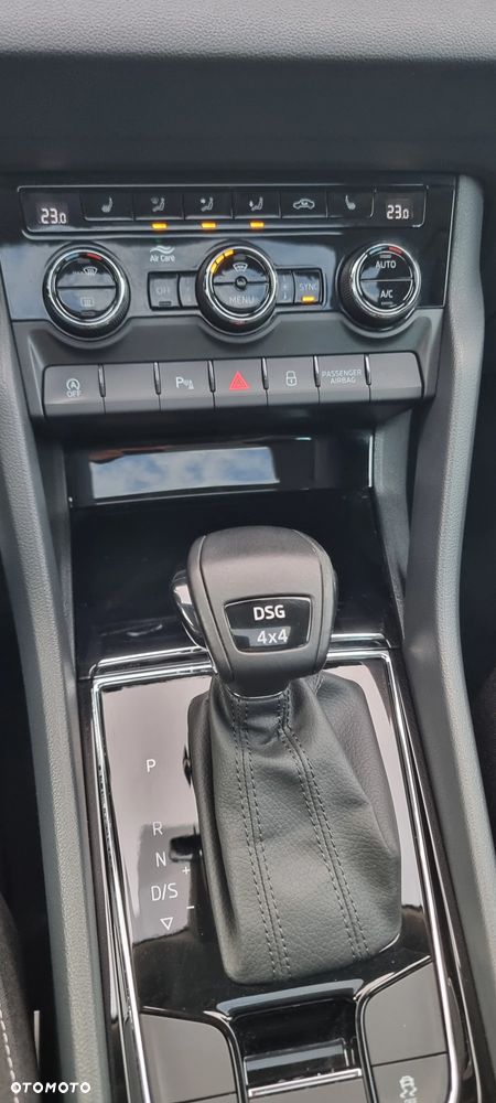 Skoda Karoq 2.0 TDI SCR 4x4 DSG Drive 125 - 9