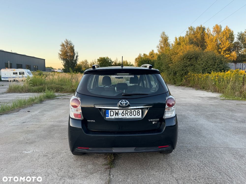Toyota Verso 1.8 Prestige - 4