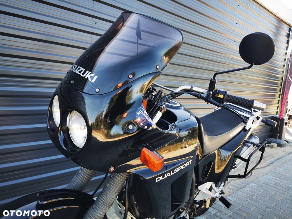 Suzuki DR - 11