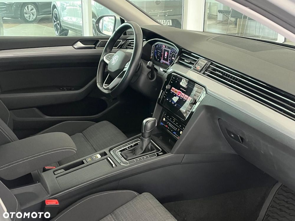 Volkswagen Passat Variant 2.0 TDI EVO Business DSG - 19