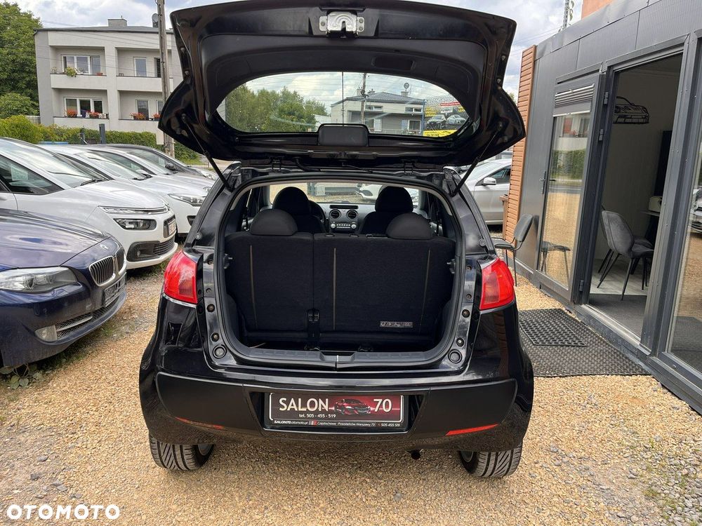 Mitsubishi Colt - 15