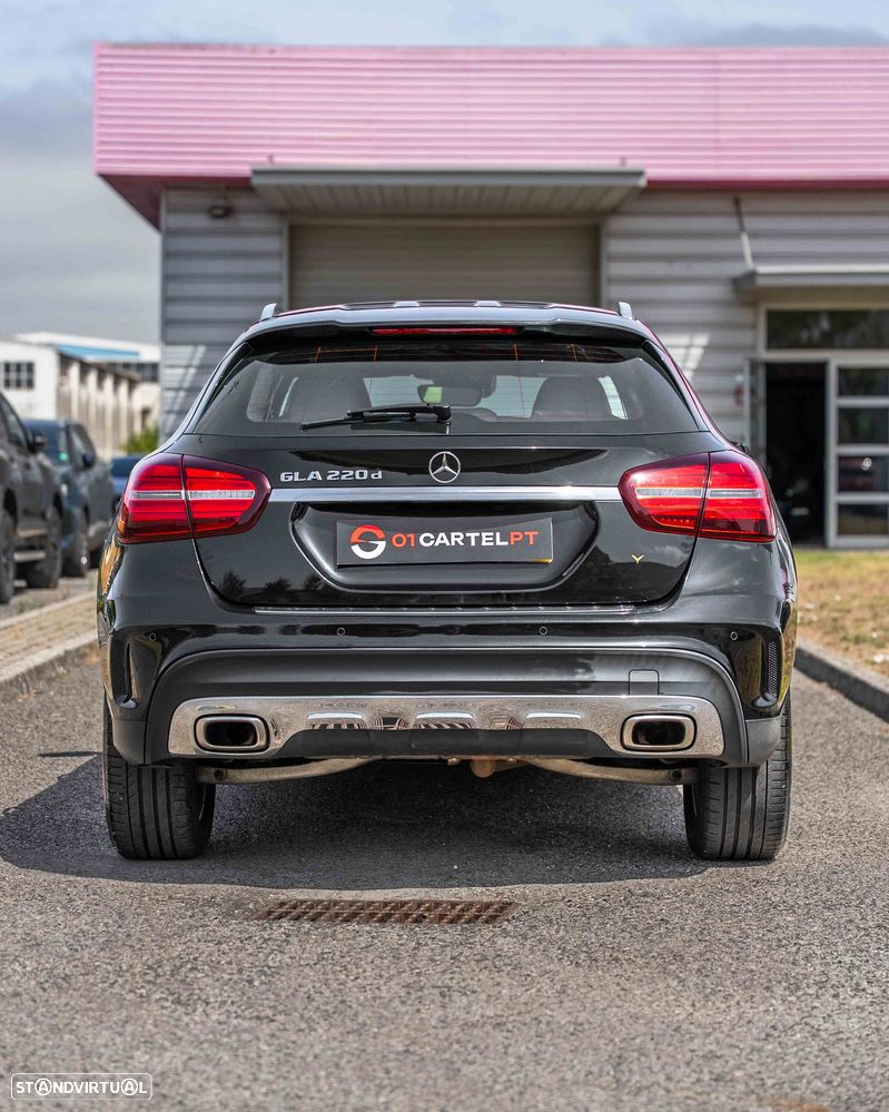 Mercedes-Benz GLA 220 d - 9