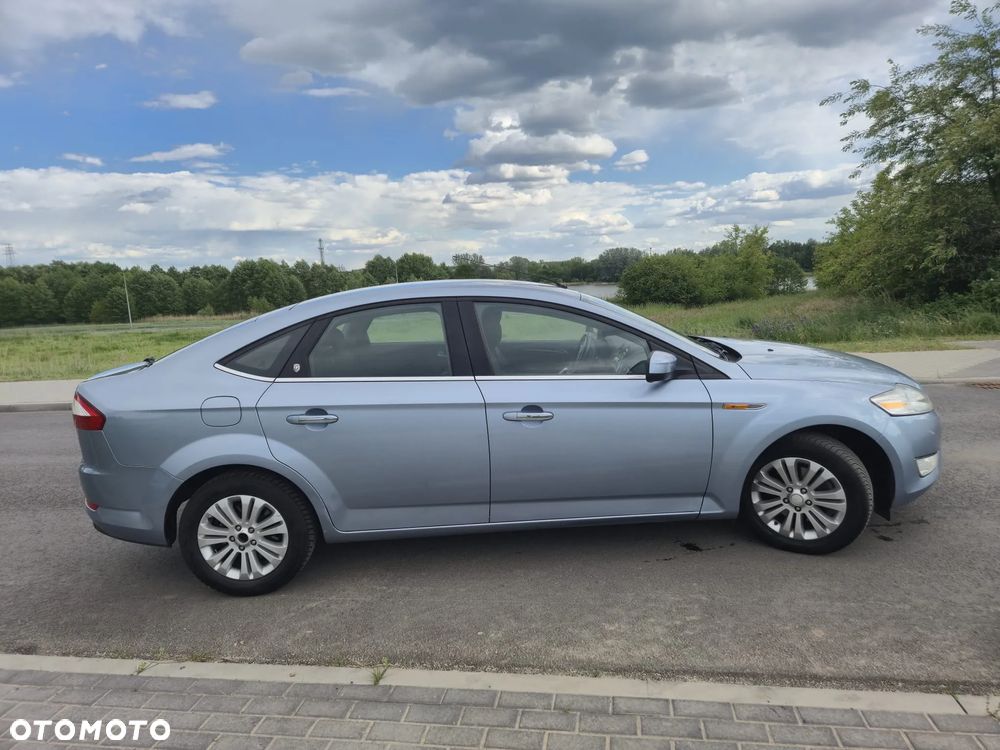 Ford Mondeo 2.0 Ghia Executive - 5