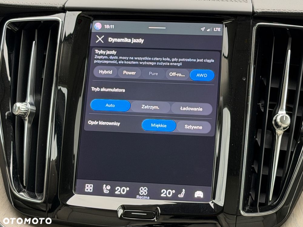 Volvo XC 60 T6 Plug-In Hybrid AWD Inscription - 25