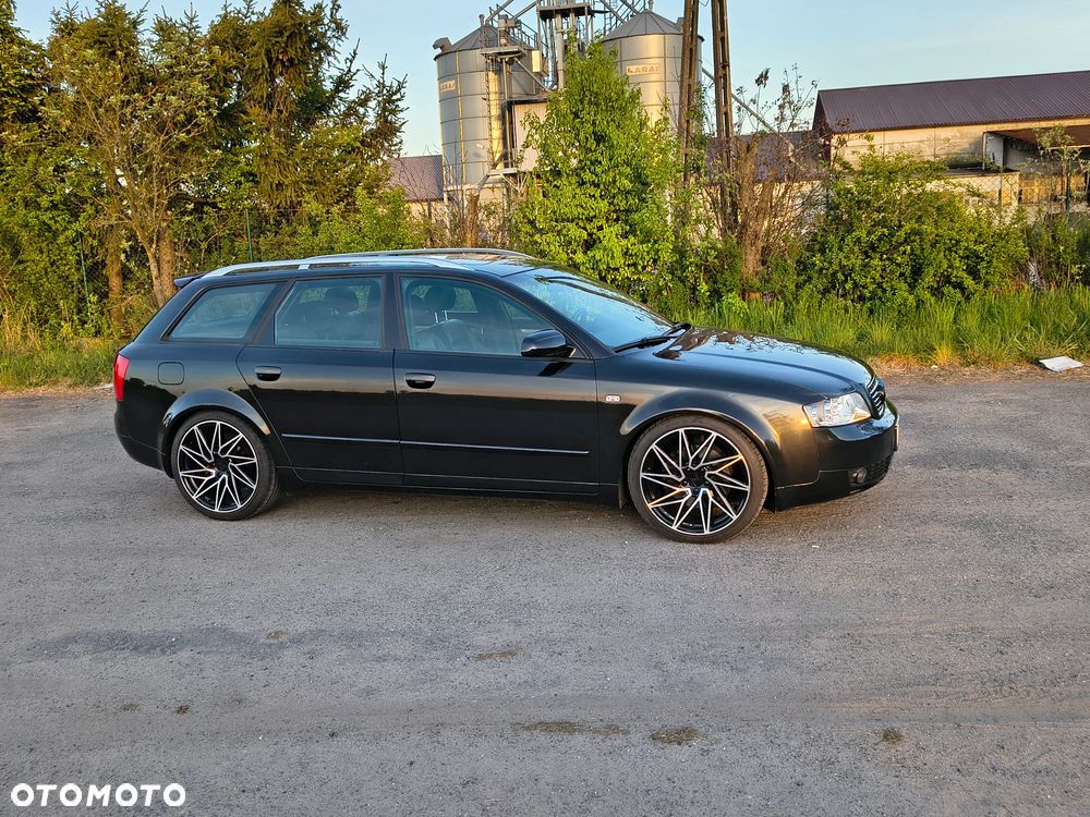 Audi A4 Avant 3 - 9