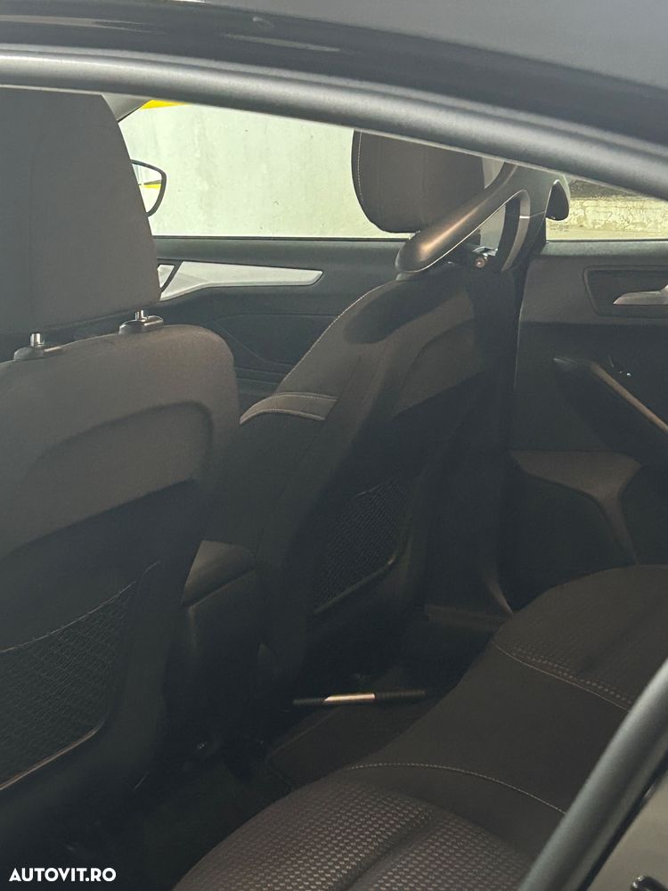 Ford Focus 1.5 EcoBlue Active Business - 6