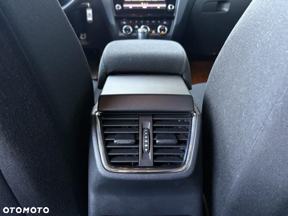Skoda Octavia - 14