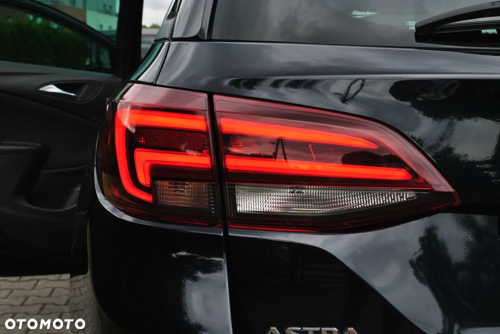 Opel Astra 1.4 Turbo Start/Stop Sports Tourer Innovation - 23