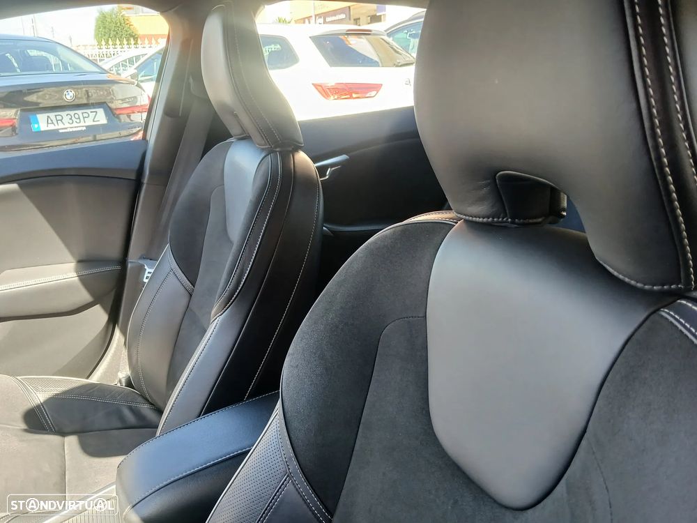 Volvo V40 1.6 D2 R-Design - 19