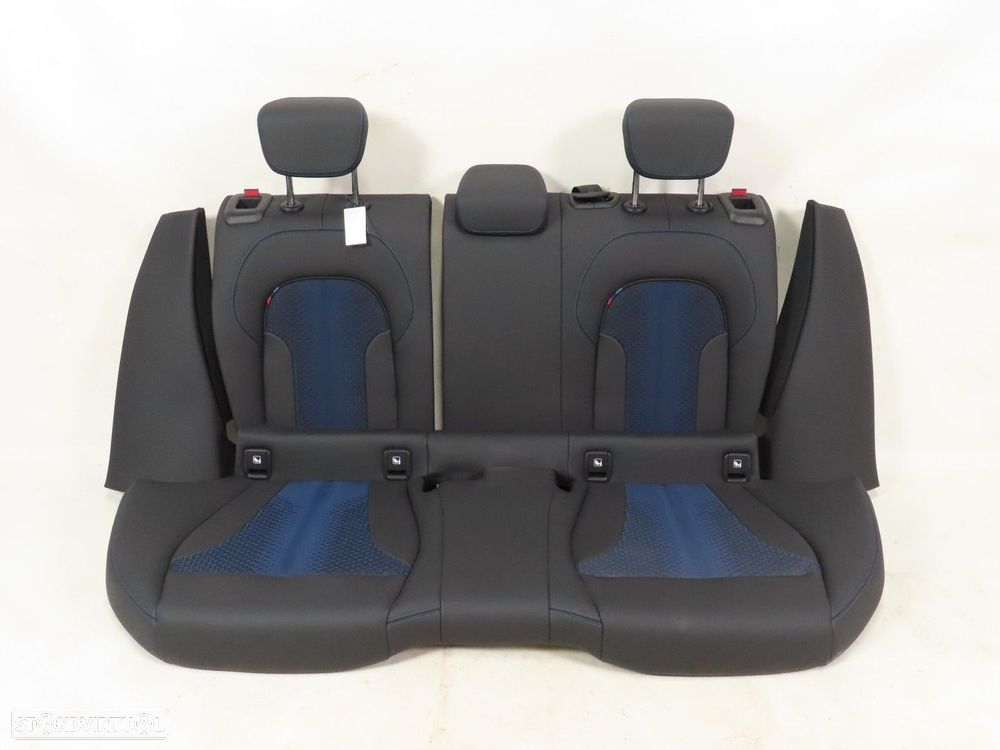 Interior desportivo M Usado / Original BMW 1 (F40) - 6