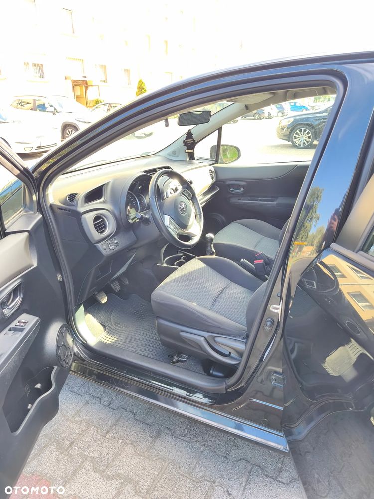 Toyota Yaris 1.0 Sol - 9