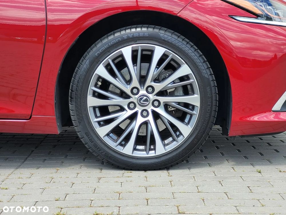 Lexus ES 300h Prestige - 10
