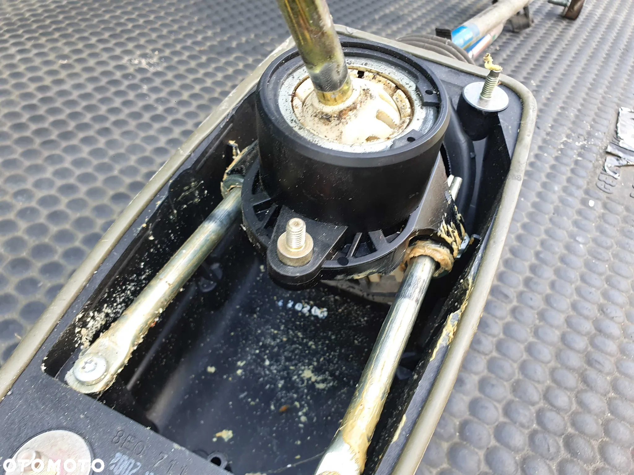Wybierak Lewarek 8E0711290 8E0711613 8E0711025 5 Biegów Cięgno Skrzyni 1.8 T 1.9 TDI 2.0 ALT FSI Audi A4 B6 B7 - 7