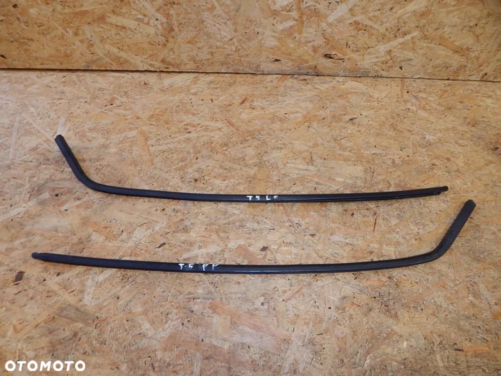 vw t5 uszczelka szyby drzwi prawa lewa przód - 1