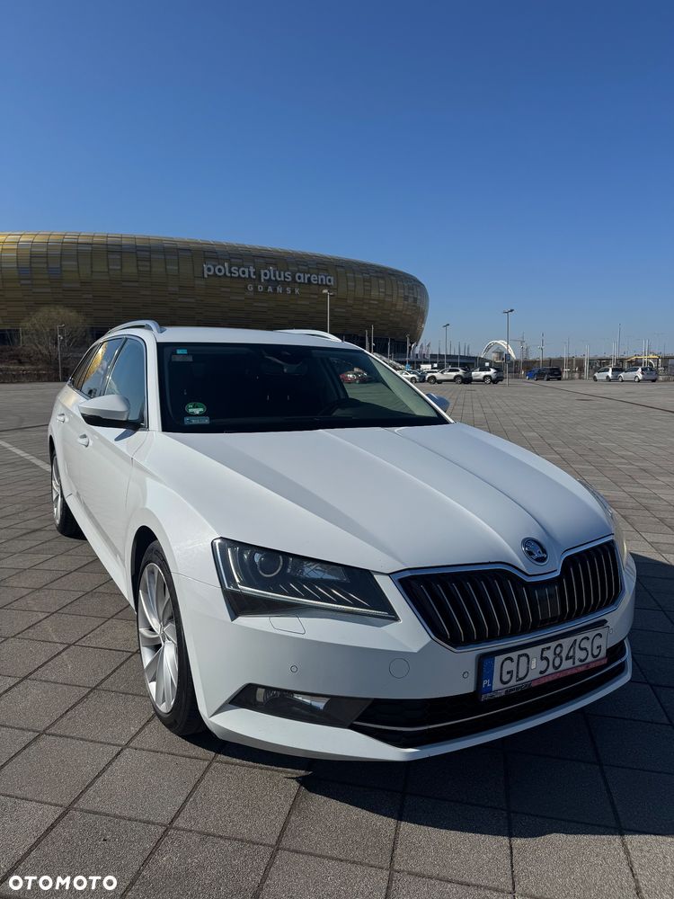 Skoda Superb 2.0 TDI Style DSG - 8