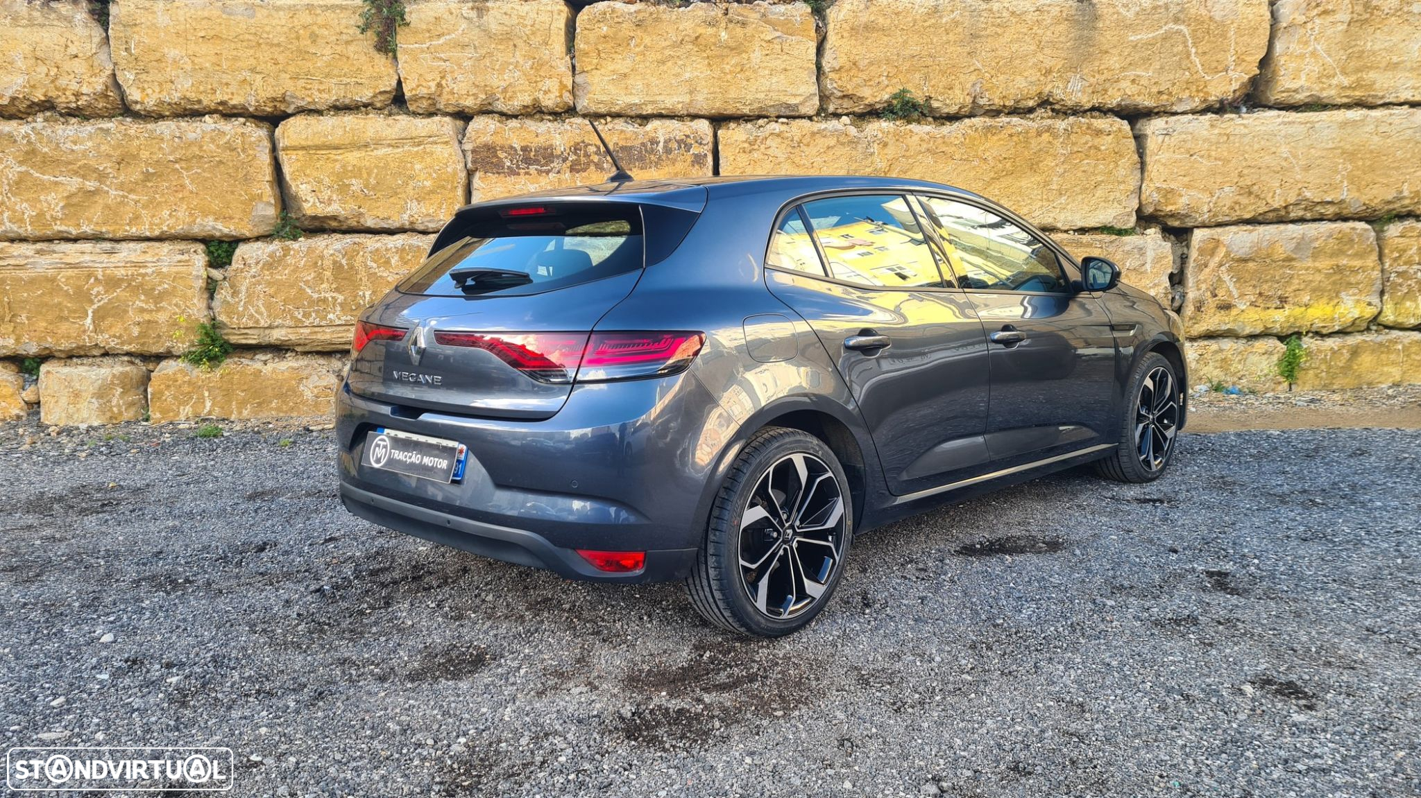 Renault Mégane 1.5 Blue dCi Intens EDC - 2