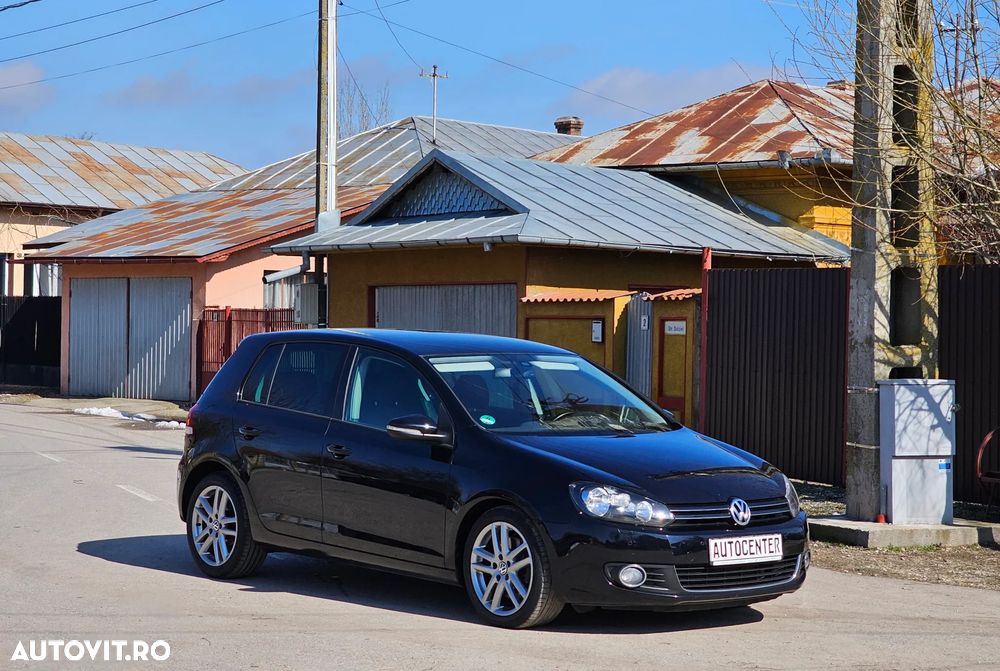 Volkswagen Golf 2.0 TDI Highline - 11