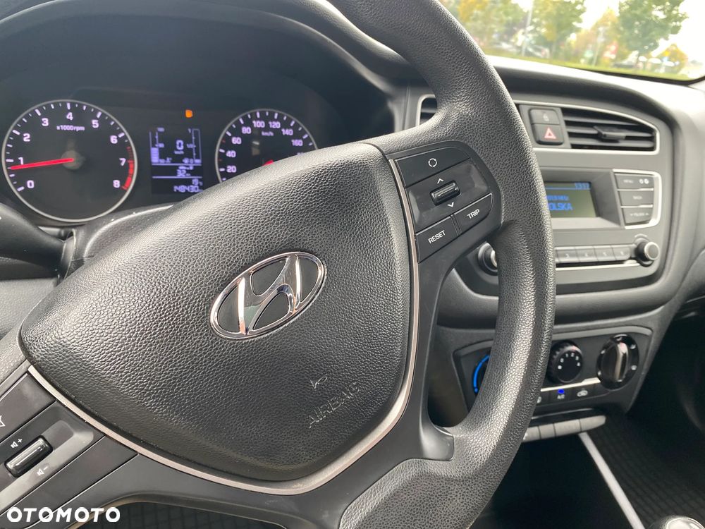 Hyundai i20 1.2 Comfort - 29