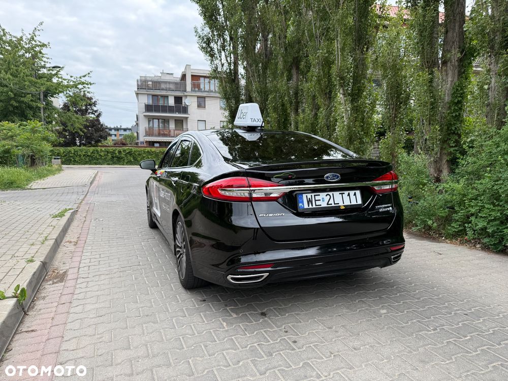 Ford Fusion - 4