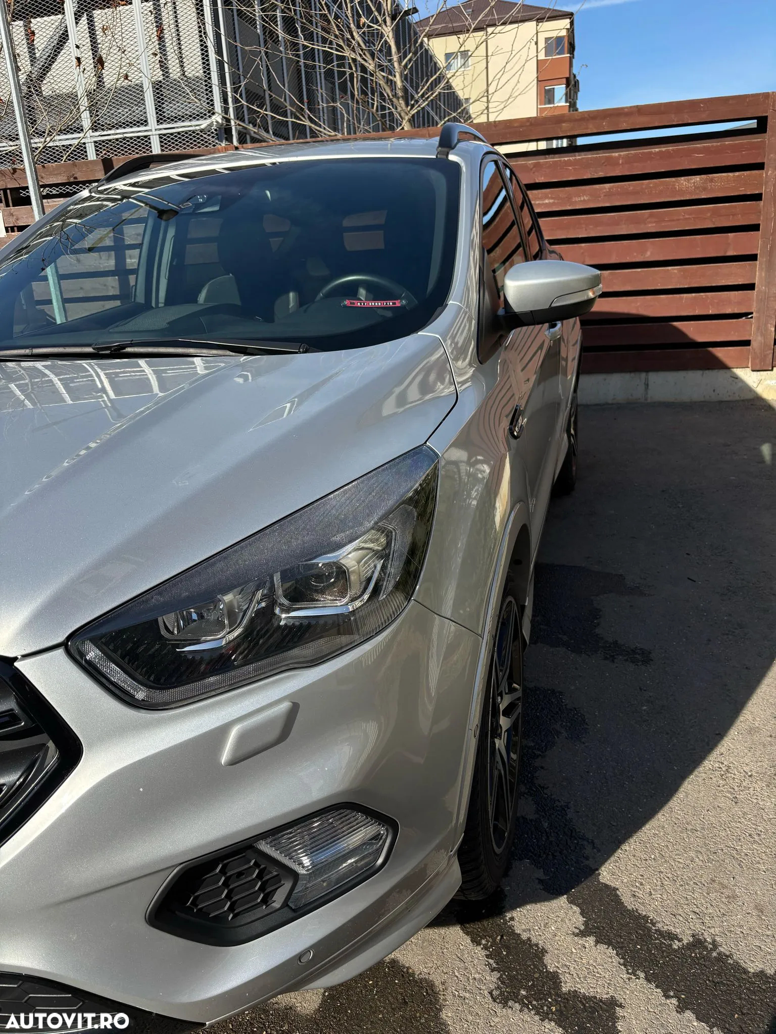 Ford Kuga 2.0 TDCi 4WD Powershift ST-Line - 6
